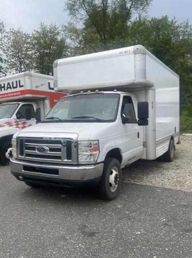 Used 2008 14 ' Box Truck for sale