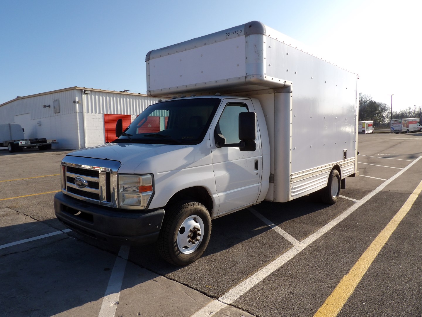 Used 2009 14 ' Box Truck for sale