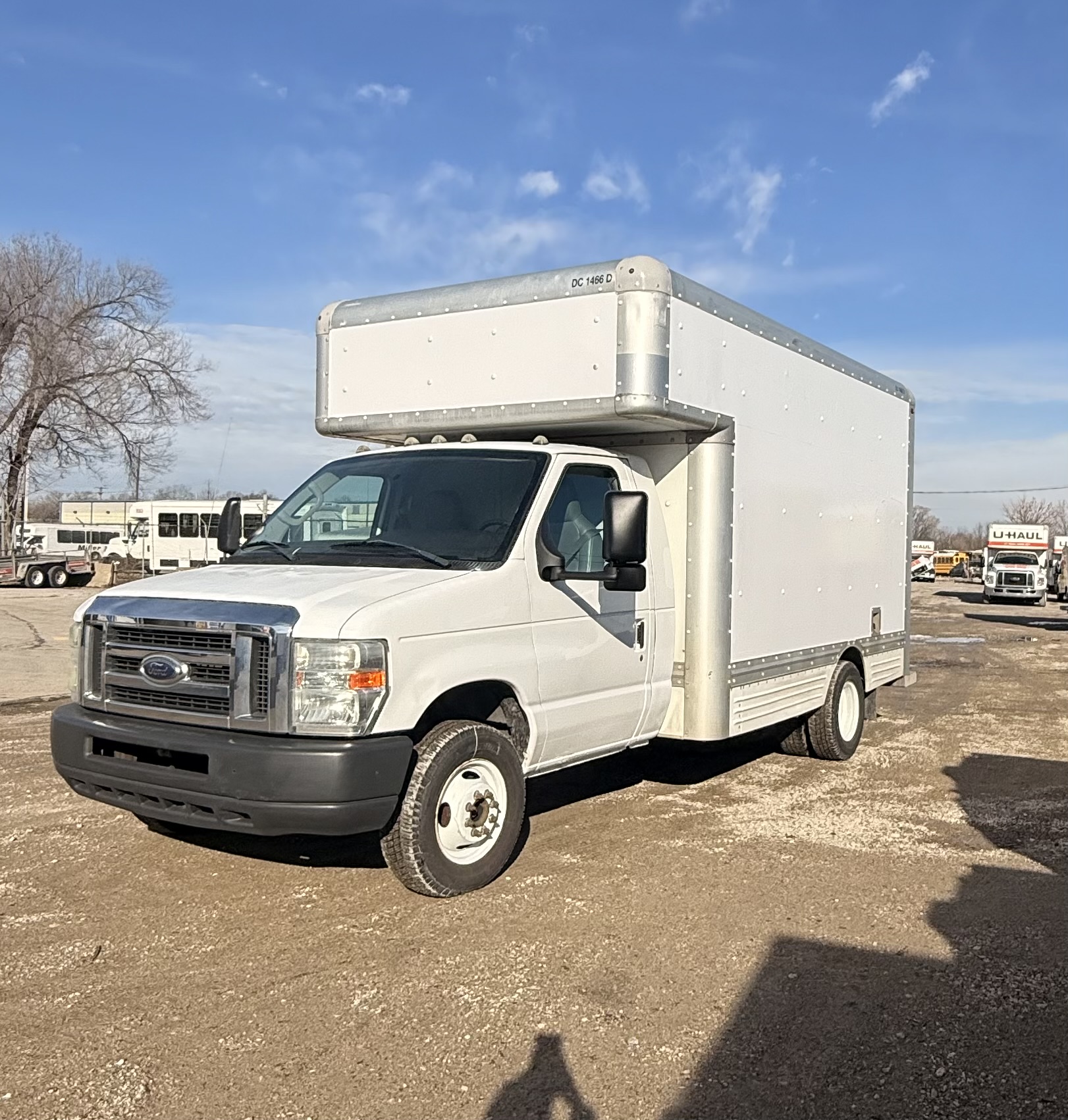 Used 2009 14 ' Box Truck for sale