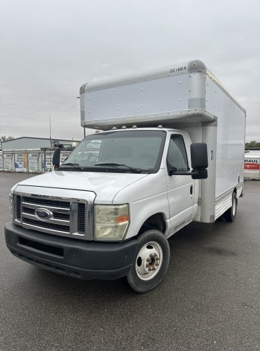 Used 2010 14 ' Box Truck for sale