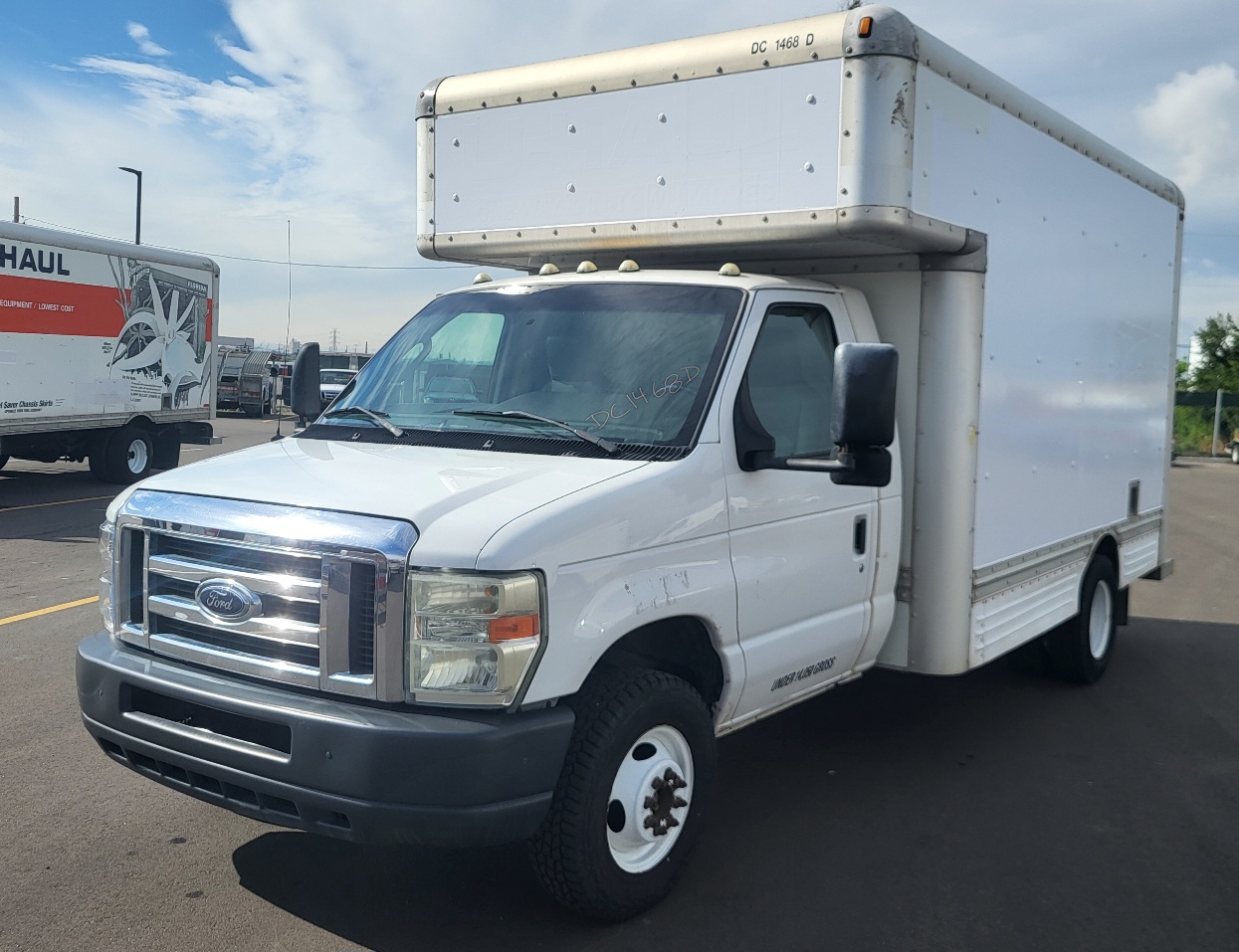 Used 2009 14 ' Box Truck for sale
