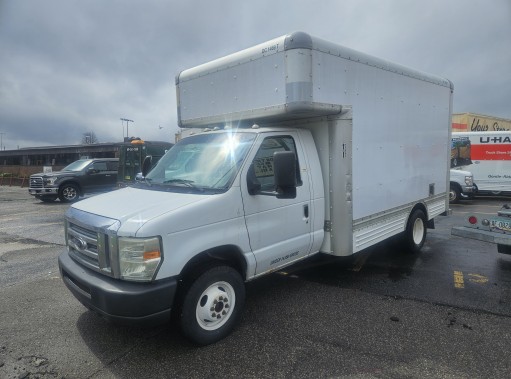 Used 2008 14 ' Box Truck for sale