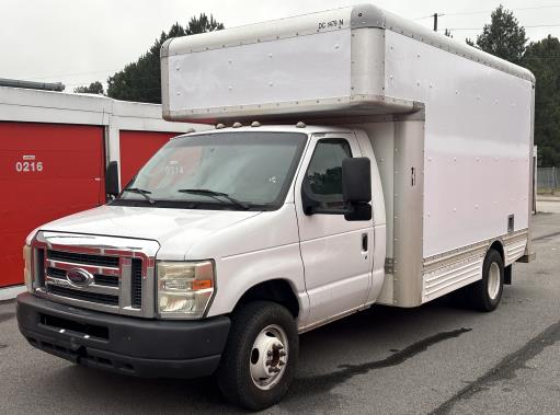 Used 2010 14 ' Box Truck for sale