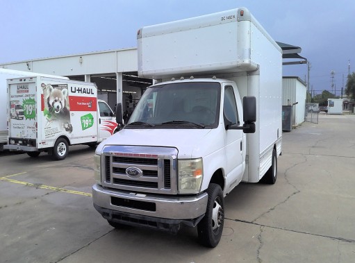 Used 2010 14 ' Box Truck for sale