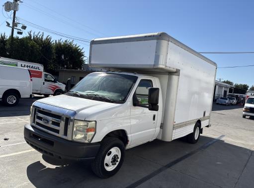 Used 2009 14 ' Box Truck for sale