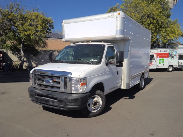 Used 2008 14 ' Box Truck for sale