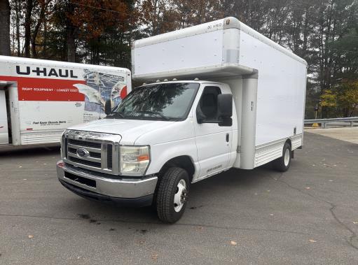 Used 2009 14 ' Box Truck for sale