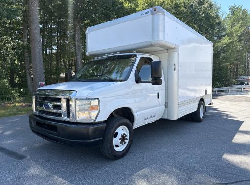 Used 2008 14 ' Box Truck for sale