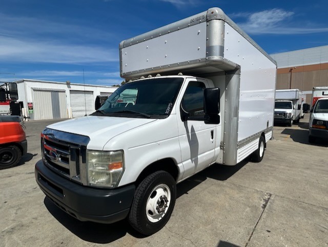 Used 2010 14 ' Box Truck for sale