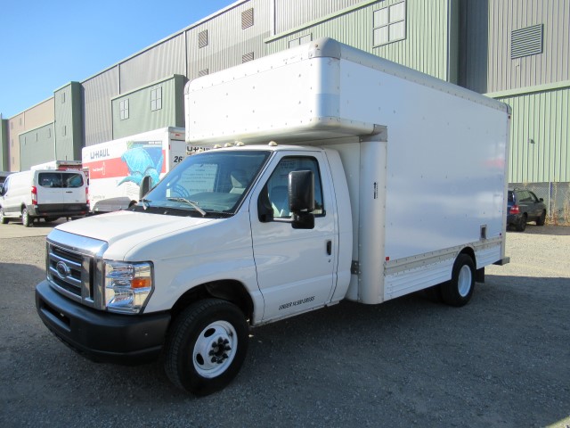 Used 2010 14 ' Box Truck for sale