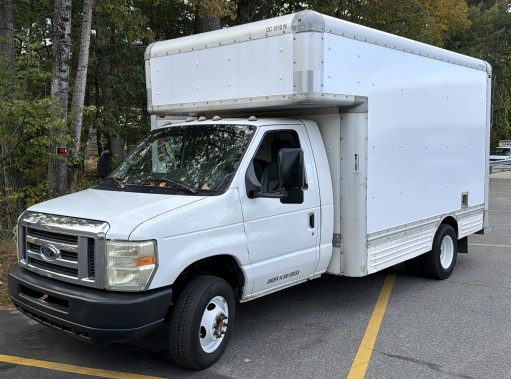 Used 2010 14 ' Box Truck for sale