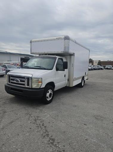 Used 2010 14 ' Box Truck for sale