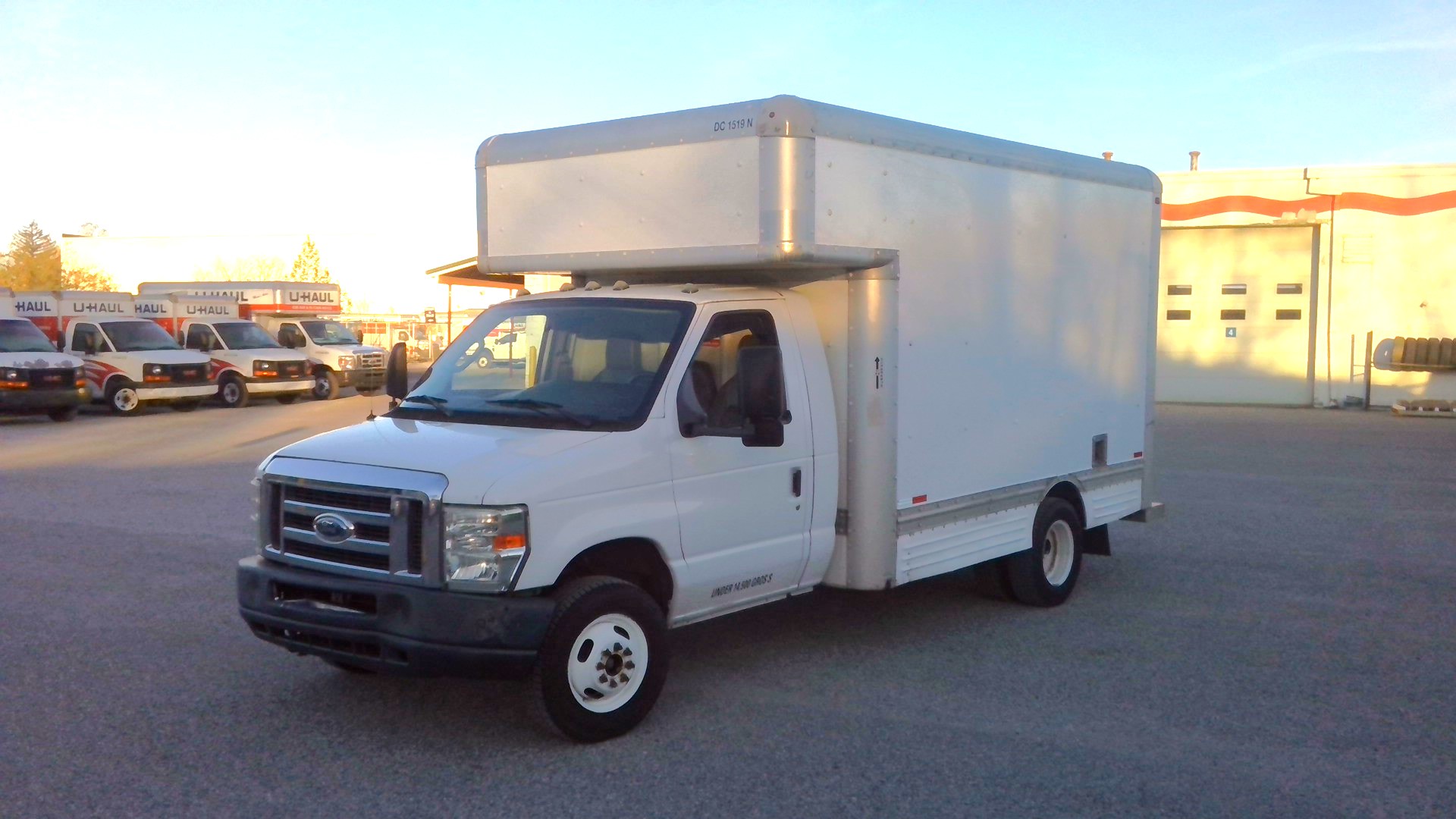 Used 2010 14 ' Box Truck for sale