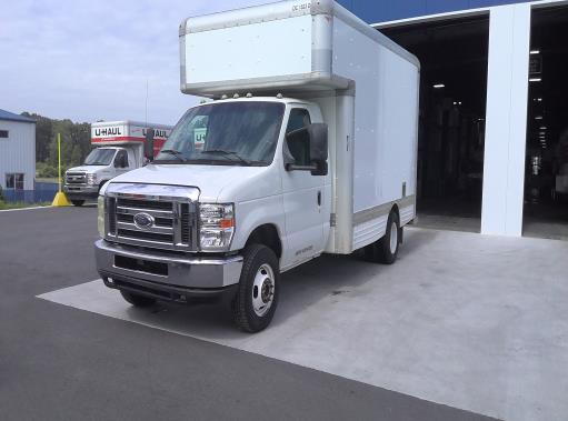 Used 2009 14 ' Box Truck for sale
