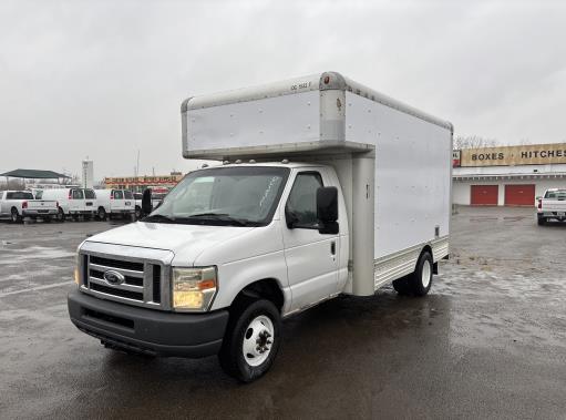 Used 2008 14 ' Box Truck for sale