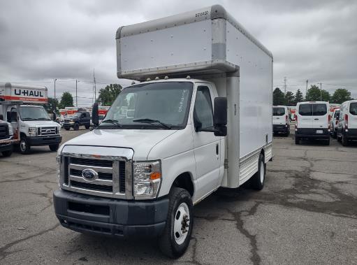 Used 2009 14 ' Box Truck for sale