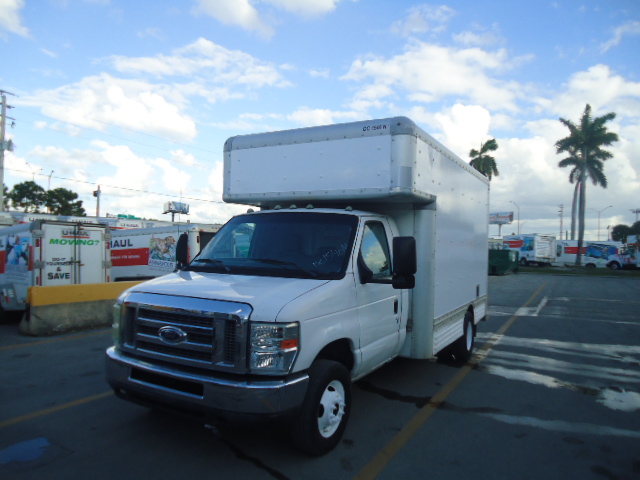 Used 2010 14 ' Box Truck for sale