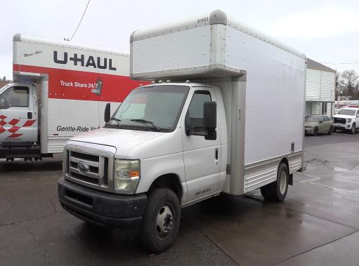 Used 2009 14 ' Box Truck for sale