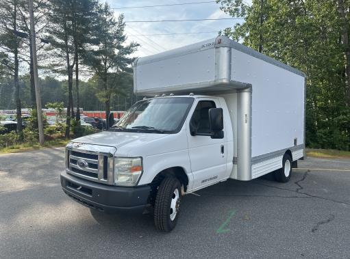 Used 2009 14 ' Box Truck for sale