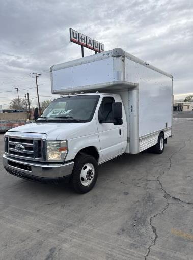 Used 2008 14 ' Box Truck for sale