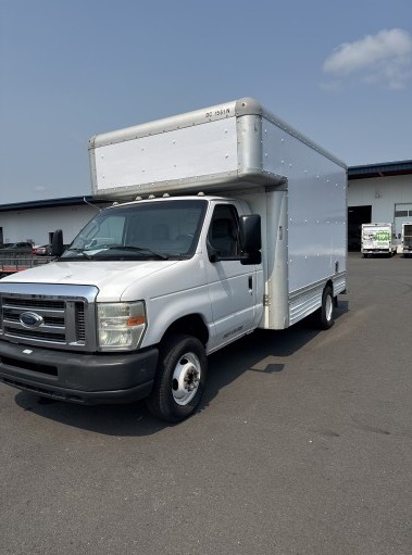 Used 2010 14 ' Box Truck for sale