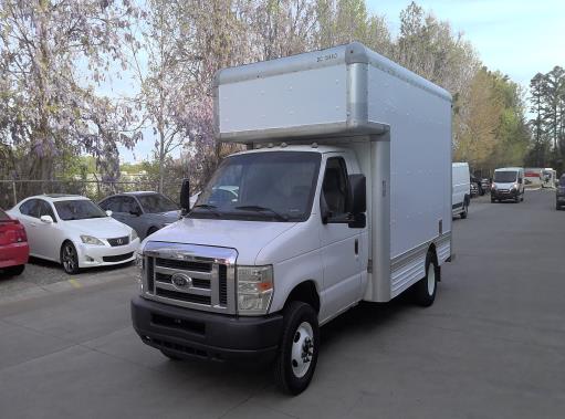 Used 2009 14 ' Box Truck for sale