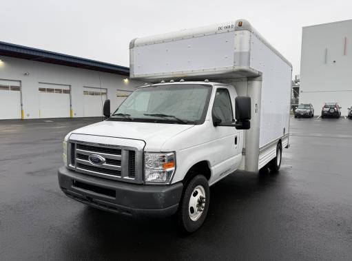 Used 2009 14 ' Box Truck for sale