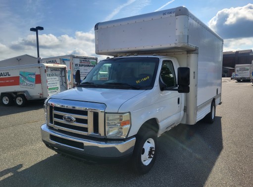 Used 2009 14 ' Box Truck for sale