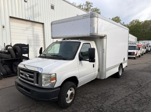 Used 2009 14 ' Box Truck for sale