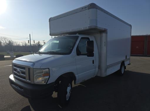 Used 2008 14 ' Box Truck for sale