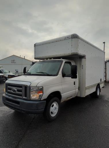 Used 2008 14 ' Box Truck for sale