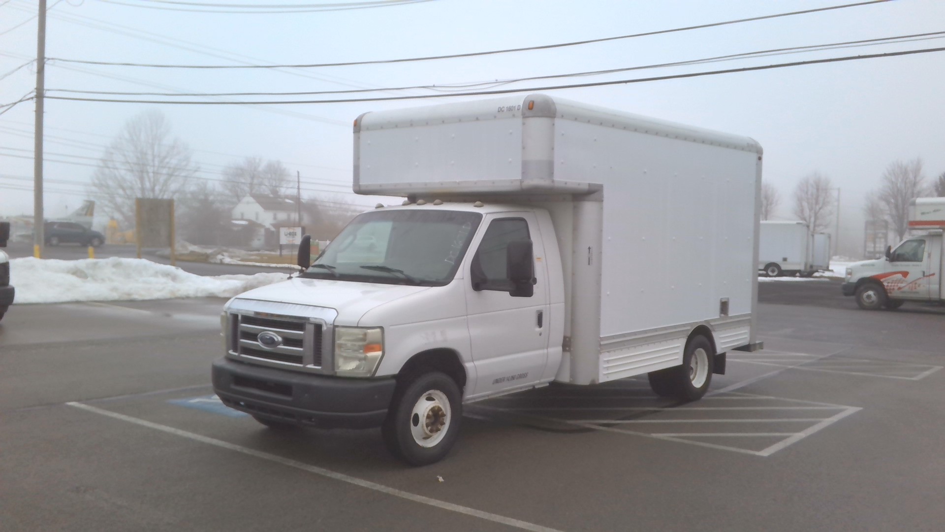 Used 2009 14 ' Box Truck for sale