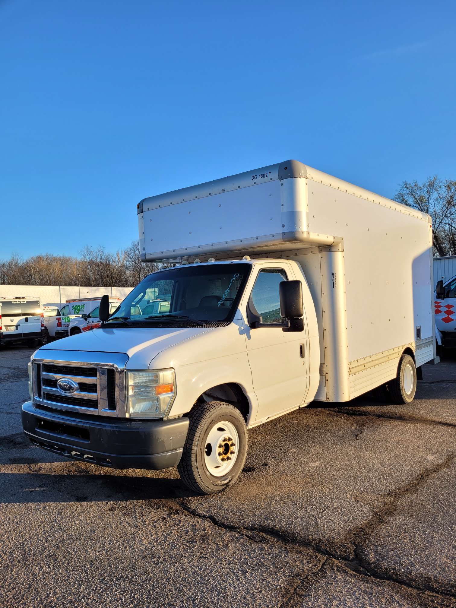 Used 2008 14 ' Box Truck for sale
