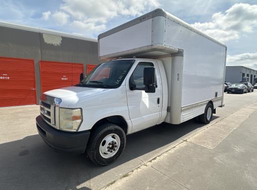 Used 2010 14 ' Box Truck for sale
