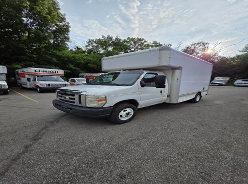 Used 2009 14 ' Box Truck for sale