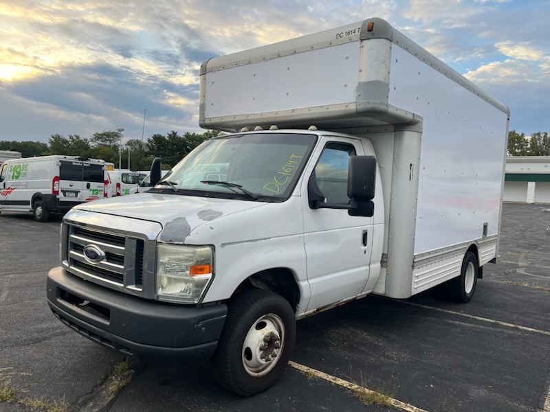 Used 2008 14 ' Box Truck for sale