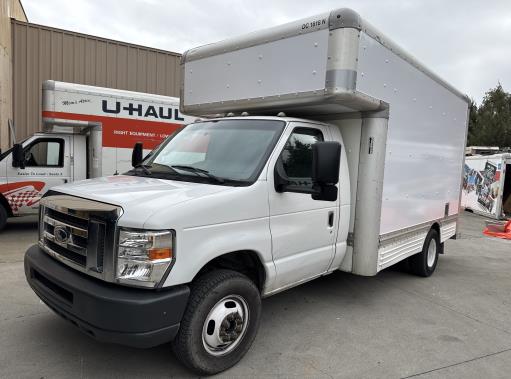 Used 2010 14 ' Box Truck for sale