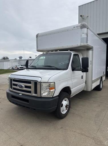 Used 2009 14 ' Box Truck for sale