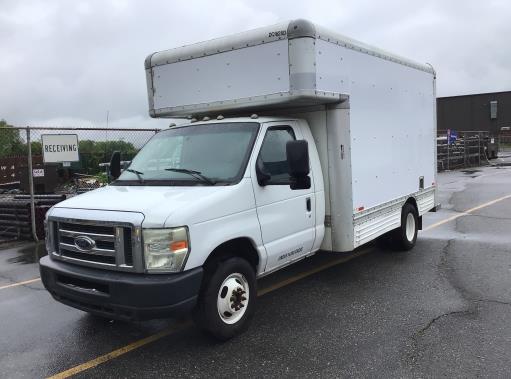Used 2009 14 ' Box Truck for sale