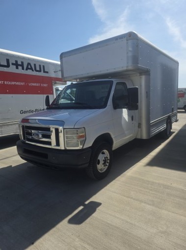 Used 2009 14 ' Box Truck for sale
