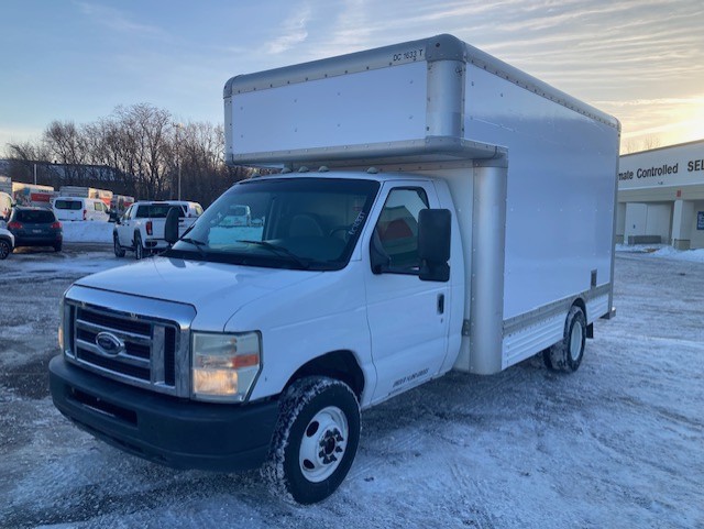 Used 2008 14 ' Box Truck for sale