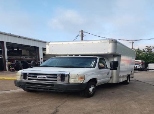 Used 2009 14 ' Box Truck for sale