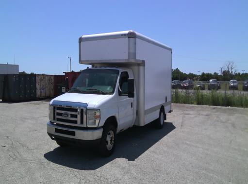 Used 2009 14 ' Box Truck for sale