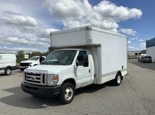 Used 2009 14 ' Box Truck for sale