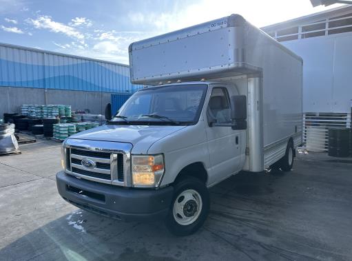 Used 2009 14 ' Box Truck for sale
