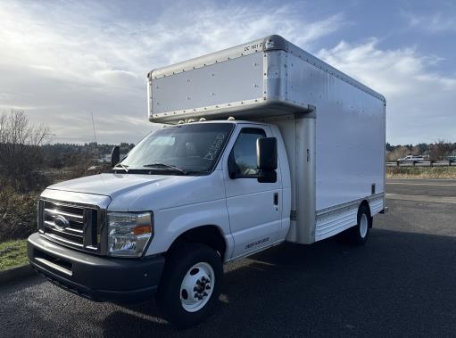 Used 2009 14 ' Box Truck for sale