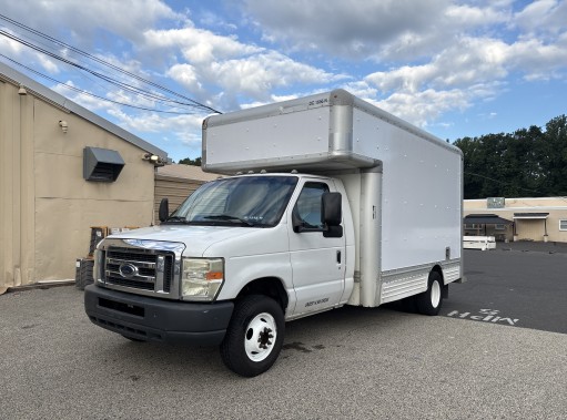 Used 2010 14 ' Box Truck for sale