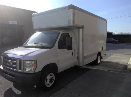Used 2009 14 ' Box Truck for sale