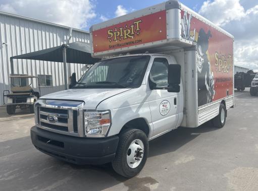 Used 2009 14 ' Box Truck for sale