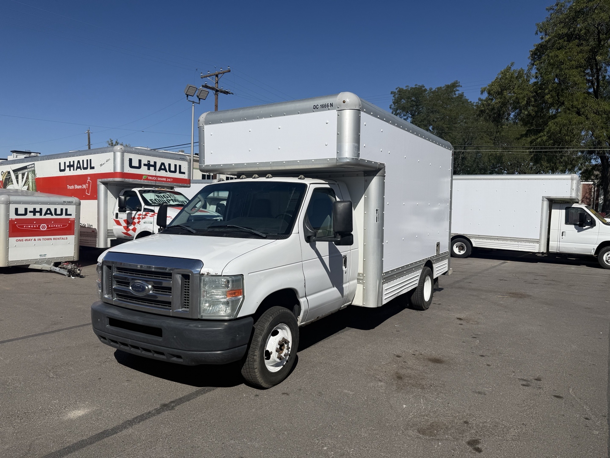 Used 2010 14 ' Box Truck for sale